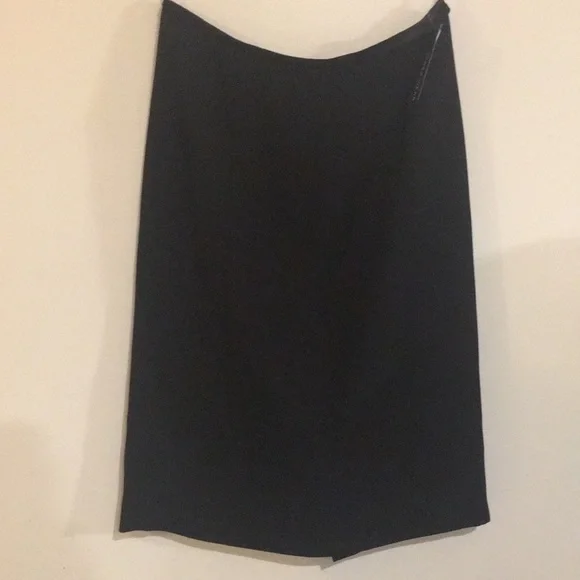Jones Wear Black Skirt Size 6 NEW Fully Lined Back Walking slit Side Zip Beauty - Picture 2 of 6